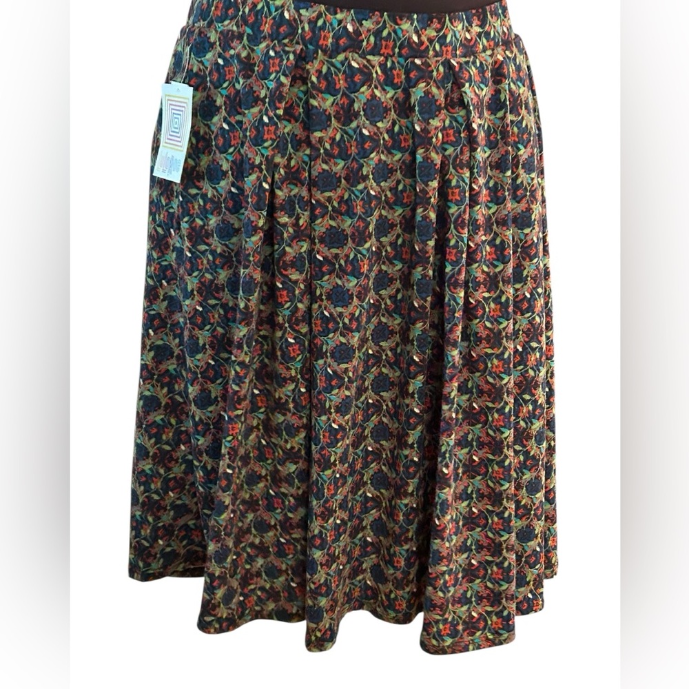 New LuLaRoe Skirt Madison 3XL Green, Blue, Red Leaf Floral A-Line Stretch